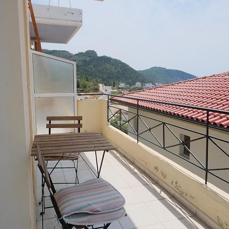 Mehilli Hotel Dhërmi 외부 사진