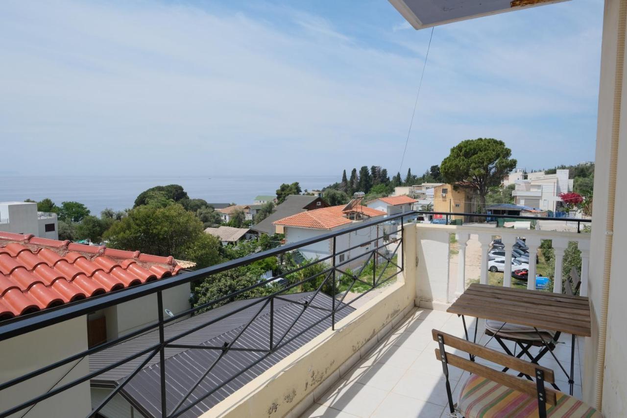 Mehilli Hotel Dhërmi 외부 사진