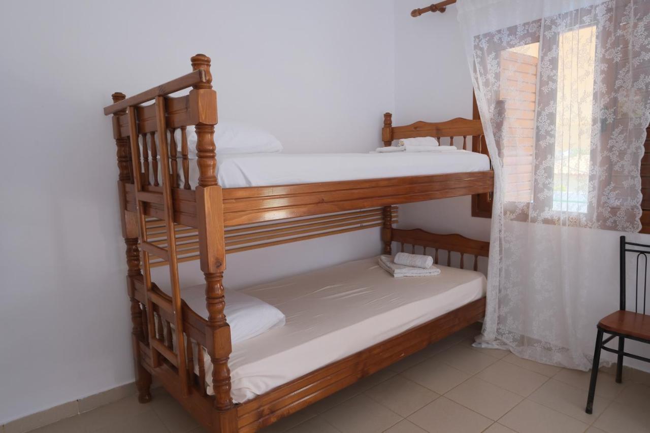 Mehilli Hotel Dhërmi 외부 사진