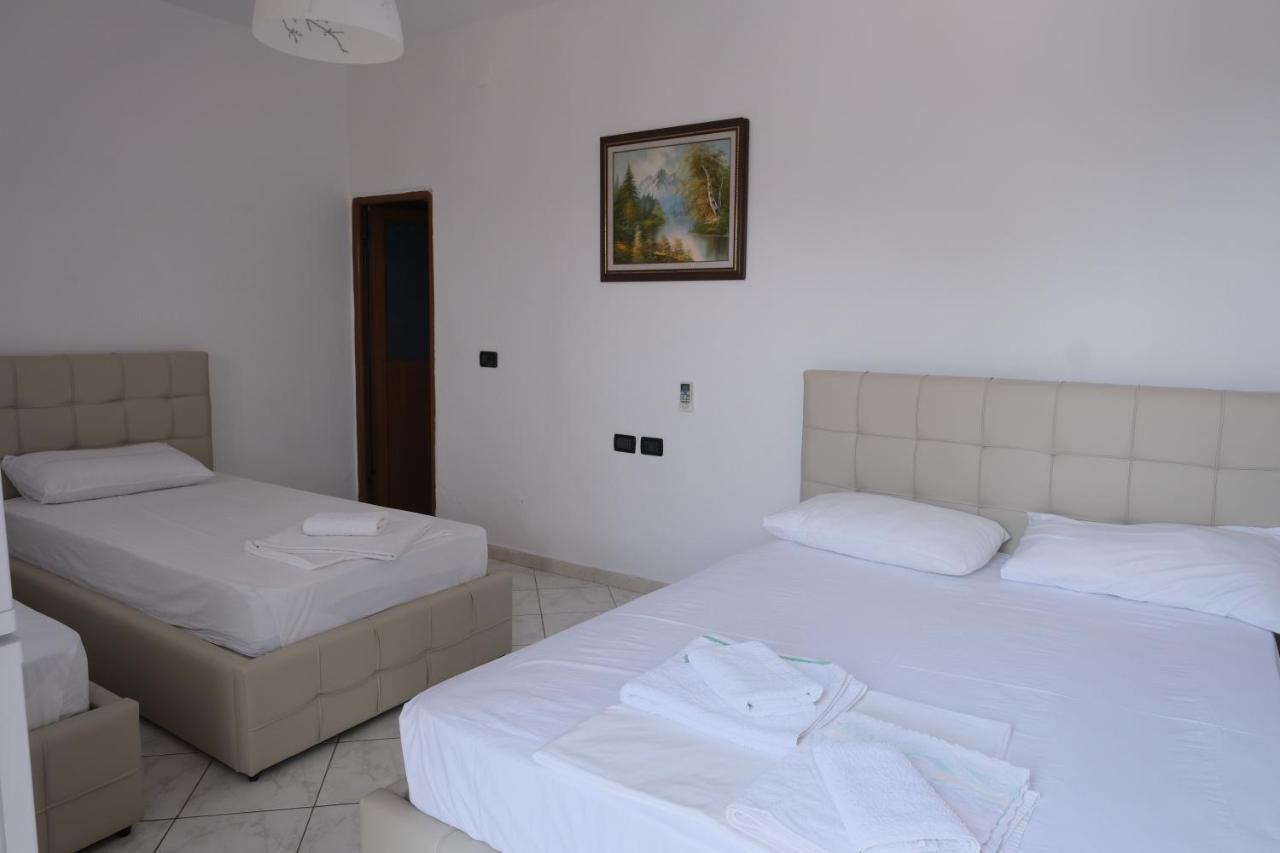 Mehilli Hotel Dhërmi 외부 사진