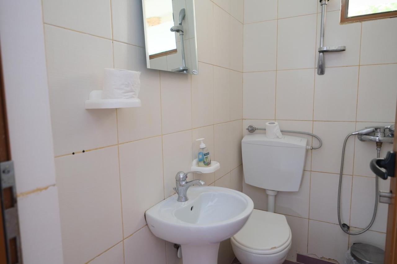 Mehilli Hotel Dhërmi 외부 사진