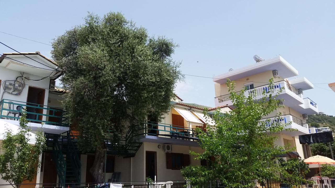 Mehilli Hotel Dhërmi 외부 사진