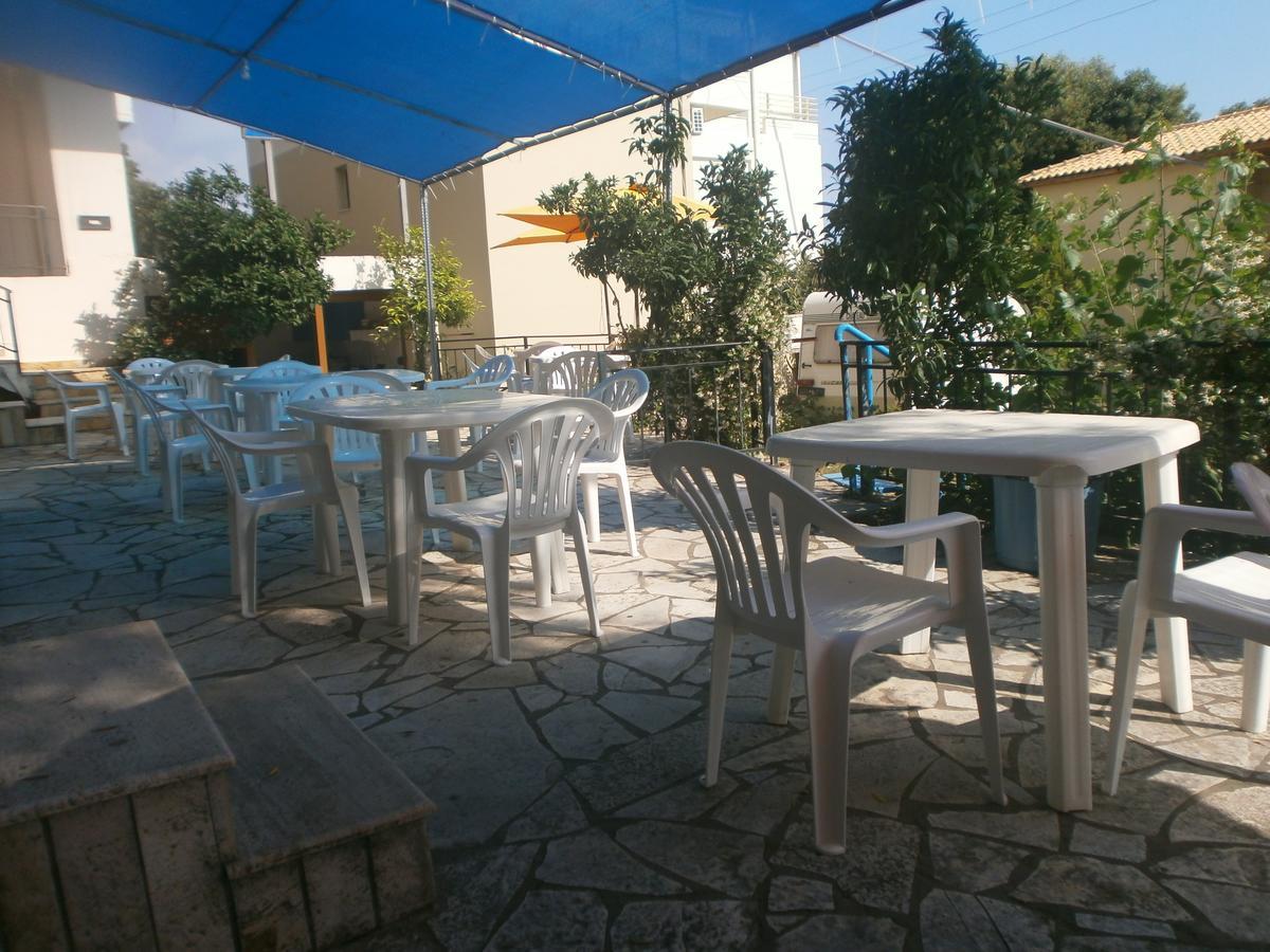 Mehilli Hotel Dhërmi 외부 사진