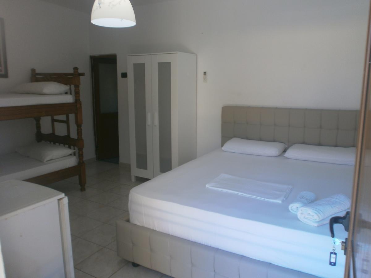 Mehilli Hotel Dhërmi 외부 사진