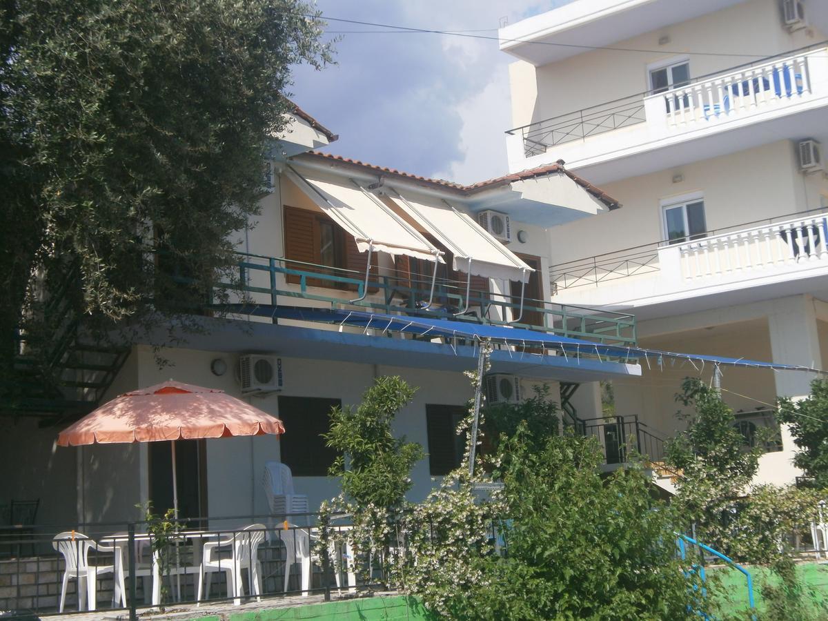 Mehilli Hotel Dhërmi 외부 사진